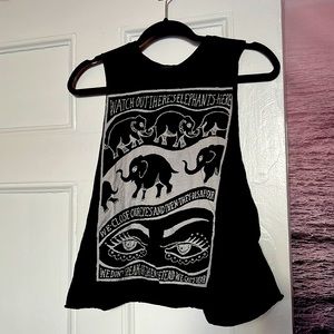 Elephant muscle tee